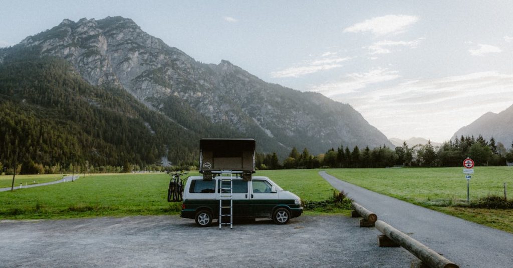 découvrez la suisse en van aménagé : paysages époustouflants, itinéraires uniques et conseils pratiques pour un road trip inoubliable.