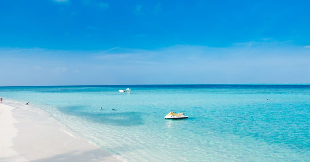 découvrez les plus belles plages, idéales pour la détente, les activités nautiques et des paysages à couper le souffle.