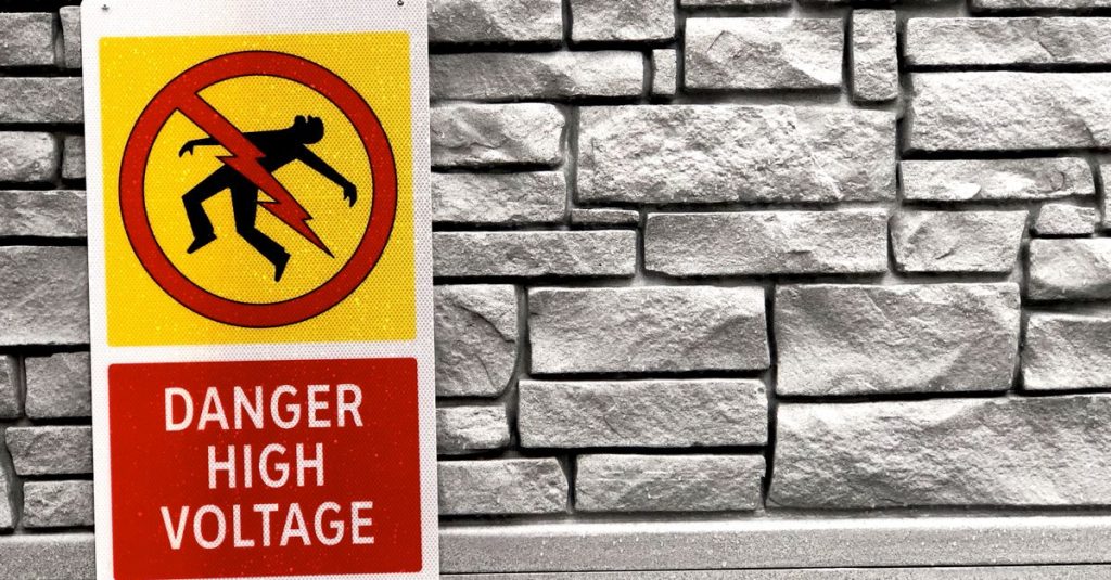 découvrez les différents dangers auxquels nous pouvons être confrontés au quotidien et comment les prévenir efficacement.