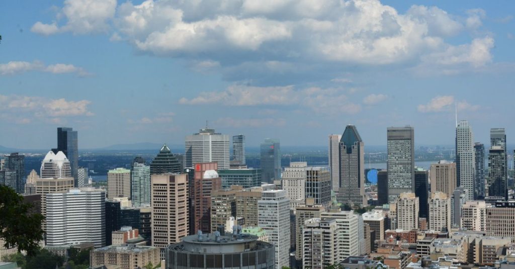 découvrez comment profiter pleinement d'un week-end d'été à montréal avec nos conseils, activités et endroits incontournables à visiter.