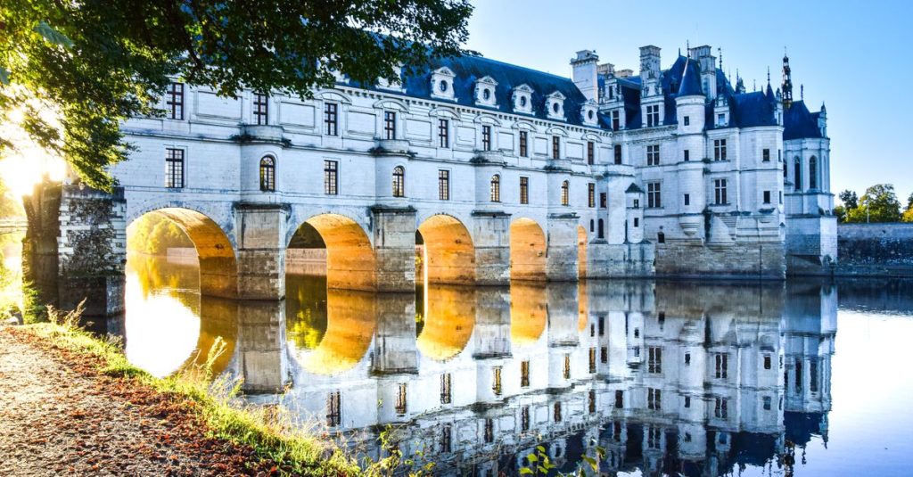 découvrez les châteaux de la vallée de la loire à vélo : une expérience unique alliant histoire, nature et aventure à travers des paysages magnifiques.