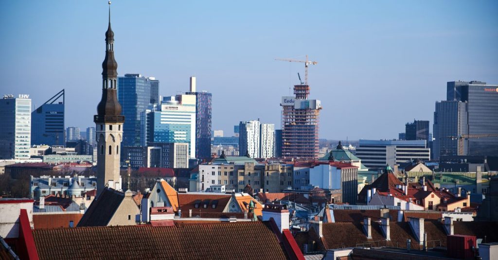découvrez tallinn avec notre guide de voyage complet : attractions incontournables, conseils pratiques, astuces locales et idées d’itinéraires pour un séjour mémorable en estonie.